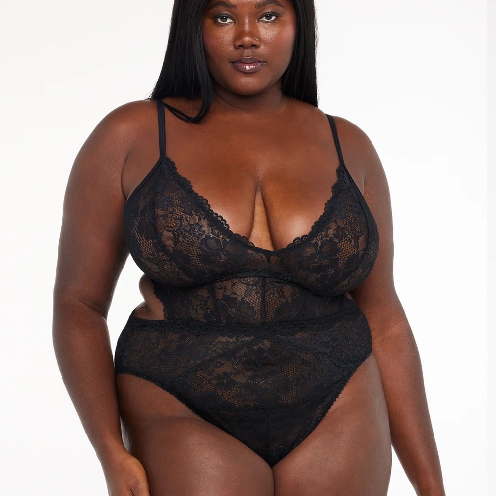 Savage Fenty lingerie by Rihanna Floral lace Teddy